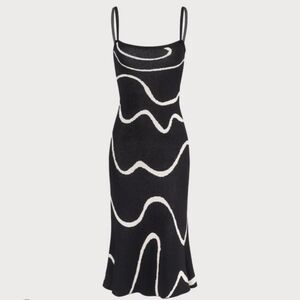Rihoas Wave Knit Dress w Mermaid Hem Spaghetti Strap In Classic Black And Cream